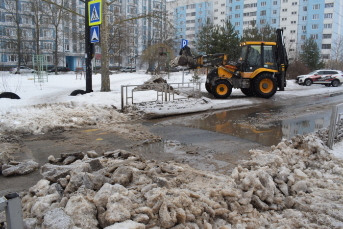 Александр Соколов поручил муниципалитетам оперативно заняться водоотведением с дорог