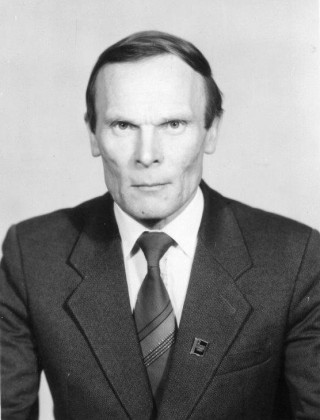 Костров Юрий Давидович - Почётный гражданин Афанасьевского района.